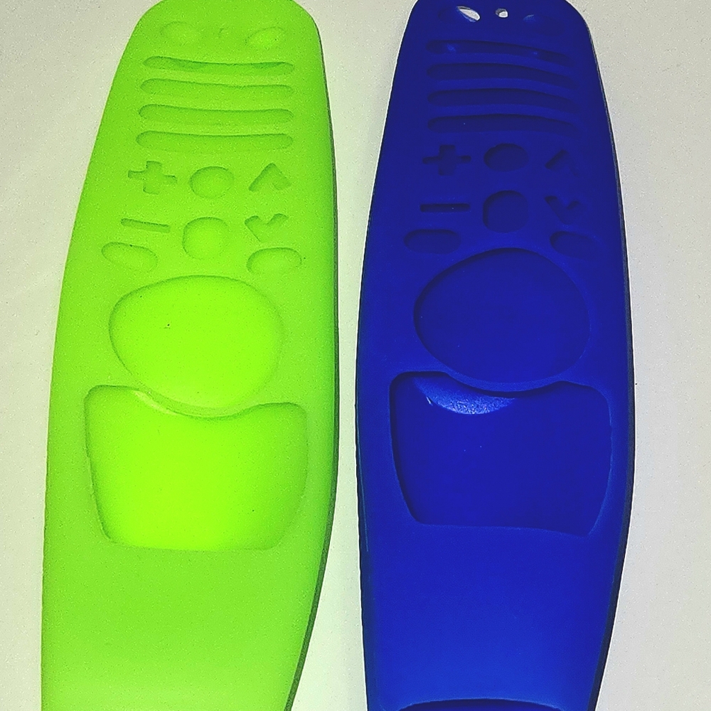 Universal Silicone Remote Covers - Green and Blue